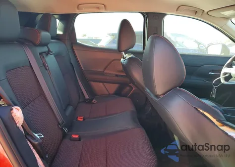 2025 Nissan Kicks Sr из США, поврежденный, VIN 3N8AP6DA3SL379513